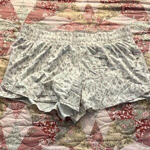Avia Gray/beige Leopard Athletic Shorts w/ built
In shorts. Womans size XXXL